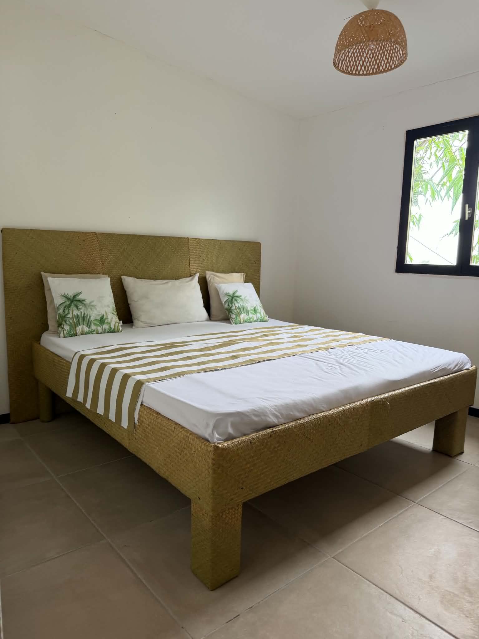 Chambre en rotin naturel